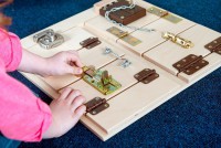 Тактильно-развивающая панель “Замочки” - fgospostavki.ru - Белово