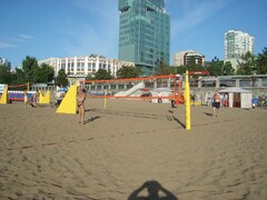 Стойки для пляжного волейбола с механизмом натяжения (с протекторами) - fgospostavki.ru - Белово