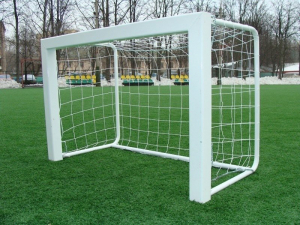 Сетка для ворот (1,8Х1,2Х0,7) 40Х40 нить 2,2 миллиметров) - fgospostavki.ru - Белово