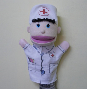 Кукла "Веселый рассказчик" Доктор - fgospostavki.ru - Белово