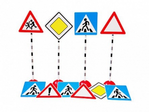Комплект стоек с дорожными знаками №2 - fgospostavki.ru - Белово