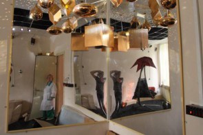 Зеркало настенное небьющееся без подсветки 169х59 сантиметров - fgospostavki.ru - Белово